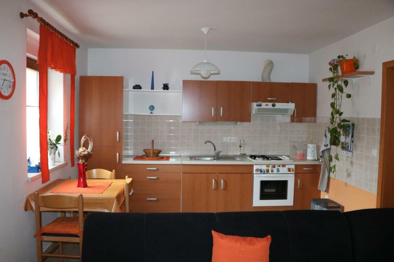 Appartement Apartma Na Vasi à Zaga Extérieur photo